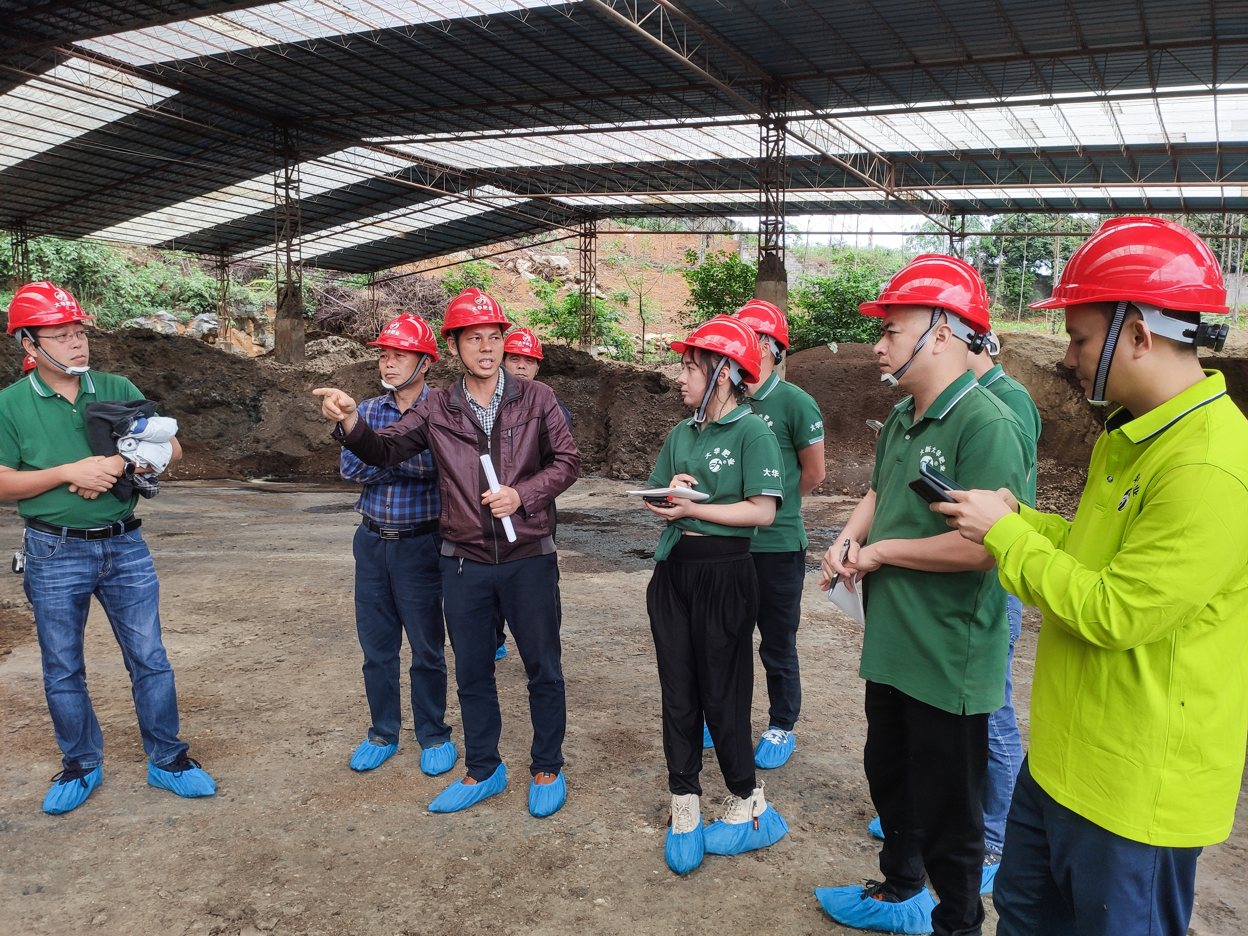 廣西網富化肥業有限公司召開(kāi)2021年(nián)一(yī)季度會(huì)議(yì)